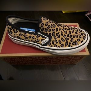 BRAND NEW Leopard print Vans